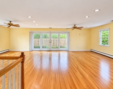 11 Mountain Blvd - Photo Thumbnail 2