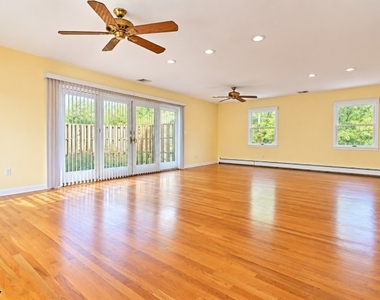 11 Mountain Blvd - Photo Thumbnail 6
