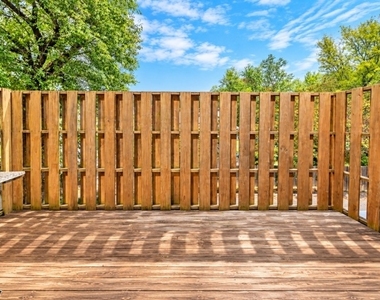 11 Mountain Blvd - Photo Thumbnail 7