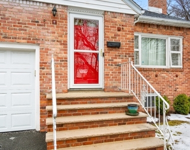28 Florida St - Photo Thumbnail 2