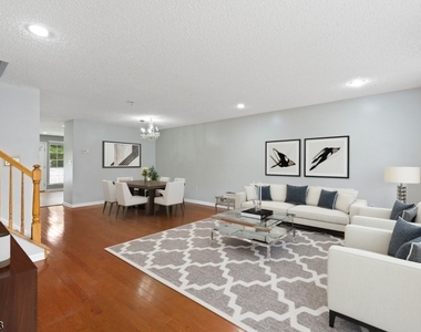 5 Hudson Ct - Photo Thumbnail 3