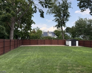 331 Haven Ave - Photo Thumbnail 10