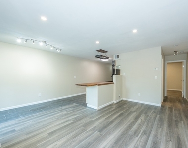 7 Sugar Loaf Ct - Photo Thumbnail 9