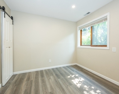 7 Sugar Loaf Ct - Photo Thumbnail 15