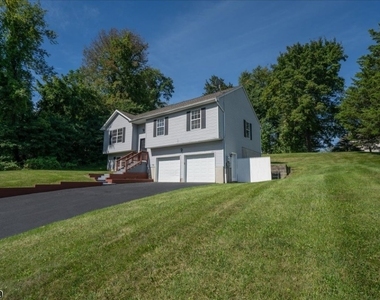 117 Hillside Dr - Photo Thumbnail 1