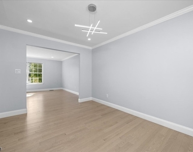 117 Hillside Dr - Photo Thumbnail 14