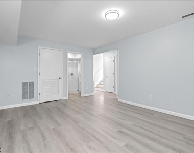 117 Hillside Dr - Photo Thumbnail 33
