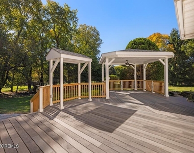 31 Sheffield Drive - Photo Thumbnail 38