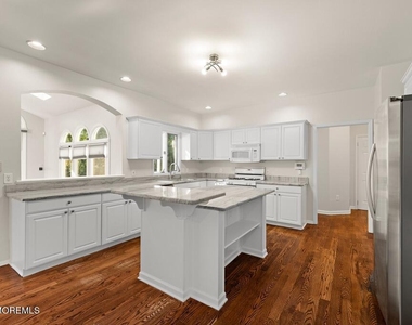 31 Sheffield Drive - Photo Thumbnail 10