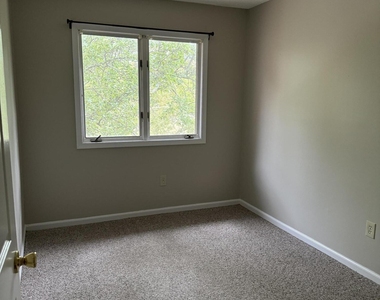 51 Brandywine Court - Photo Thumbnail 4