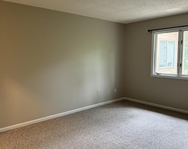 51 Brandywine Court - Photo Thumbnail 5