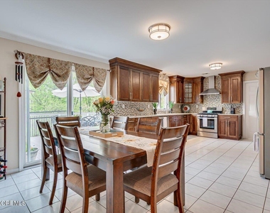 15 Alexander Court - Photo Thumbnail 21