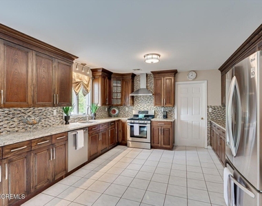 15 Alexander Court - Photo Thumbnail 13