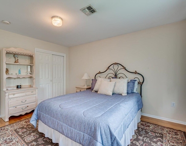 15 Alexander Court - Photo Thumbnail 37