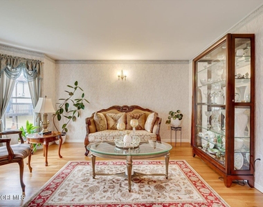 15 Alexander Court - Photo Thumbnail 7