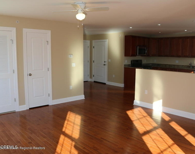 256 Mantoloking Road - Photo Thumbnail 3