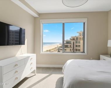 365 Ocean Boulevard - Photo Thumbnail 25