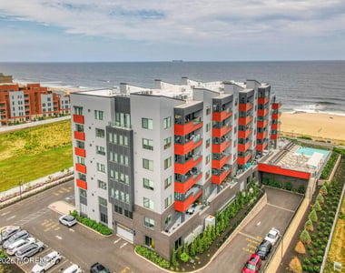 365 Ocean Boulevard - Photo Thumbnail 27