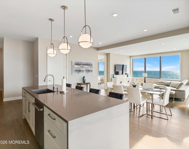 365 Ocean Boulevard - Photo Thumbnail 3