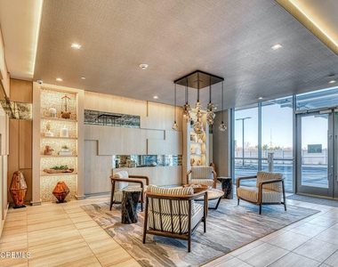 365 Ocean Boulevard - Photo Thumbnail 37