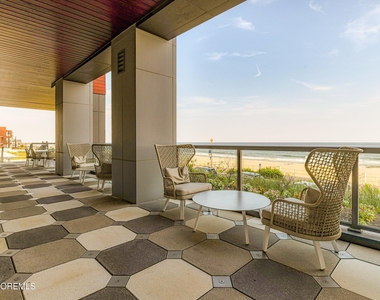 365 Ocean Boulevard - Photo Thumbnail 33