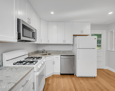 7 Bellflower Court - Photo Thumbnail 9