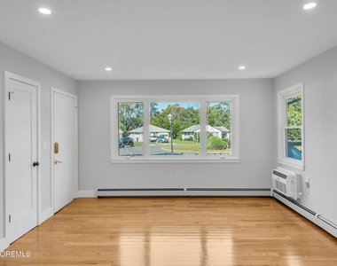 7 Bellflower Court - Photo Thumbnail 6