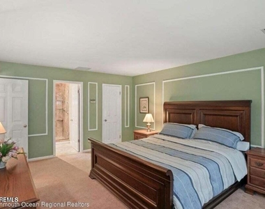 5 Shepherds Way - Photo Thumbnail 15