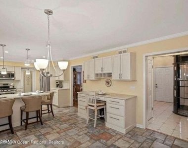 5 Shepherds Way - Photo Thumbnail 5