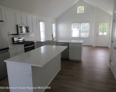 28 Trenton Avenue - Photo Thumbnail 1