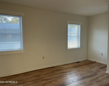 544 Pacific Avenue - Photo Thumbnail 7