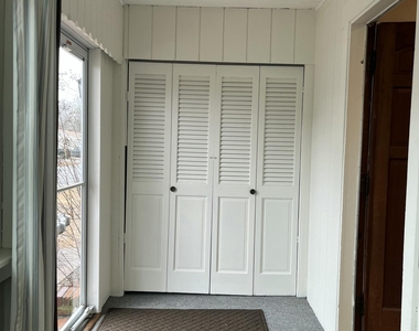 544 Pacific Avenue - Photo Thumbnail 5