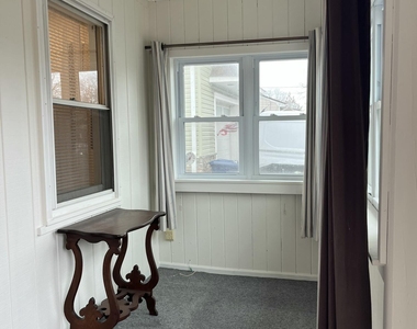 544 Pacific Avenue - Photo Thumbnail 6
