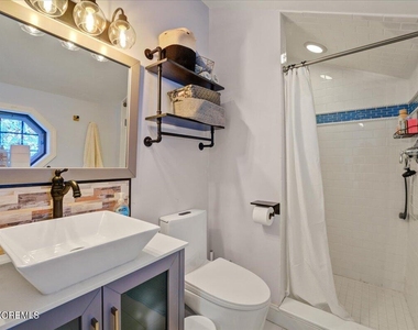 110 5th Avenue - Photo Thumbnail 11