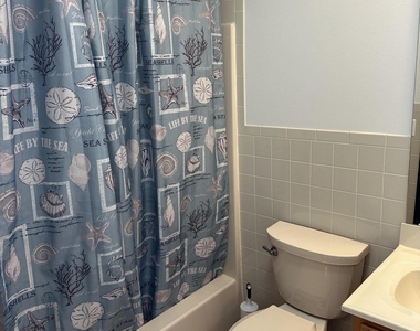 35 Bay Way - Photo Thumbnail 14