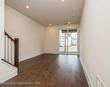 3 Blaisdell Court - Photo Thumbnail 20