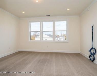 3 Blaisdell Court - Photo Thumbnail 23