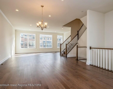 3 Blaisdell Court - Photo Thumbnail 15