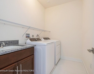 3 Blaisdell Court - Photo Thumbnail 33