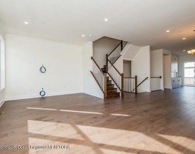 3 Blaisdell Court - Photo Thumbnail 11