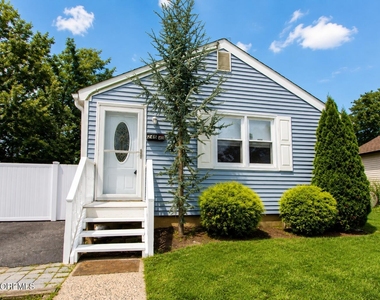 246 Brookside Avenue - Photo Thumbnail 1