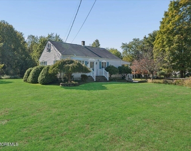 9 Ikes Lane - Photo Thumbnail 1
