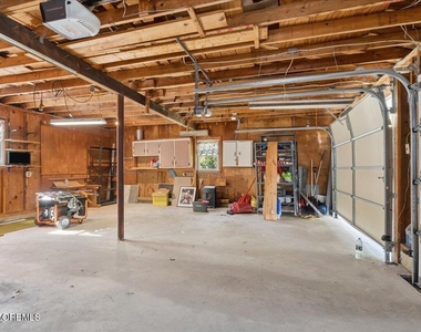 9 Ikes Lane - Photo Thumbnail 17