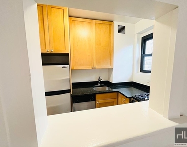 East 36 Street - Photo Thumbnail 1
