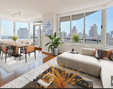 East 79th Street - Photo Thumbnail 1