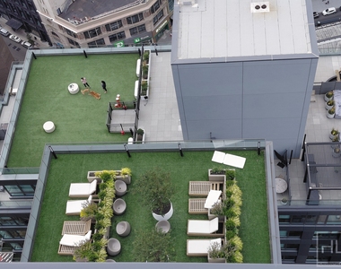 Rockwell Place - Photo Thumbnail 12