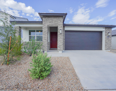 24192 W Hacienda Avenue - Photo Thumbnail 2