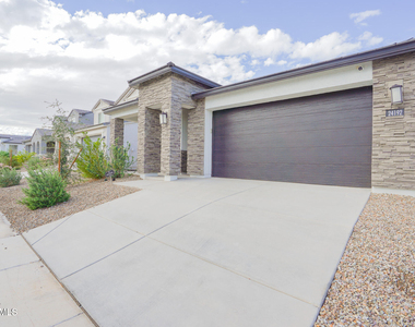 24192 W Hacienda Avenue - Photo Thumbnail 1