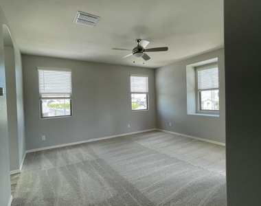 2763 S Betty Street - Photo Thumbnail 14