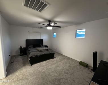 3757 N 100th Avenue - Photo Thumbnail 16